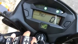 Quantos litros tem a reserva da Honda CG Start 160?